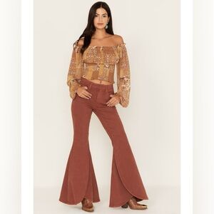 SHYANNE WOMEN'S HIGH RISE TULIP HEM SUPER FLARE JEANS *New with tags